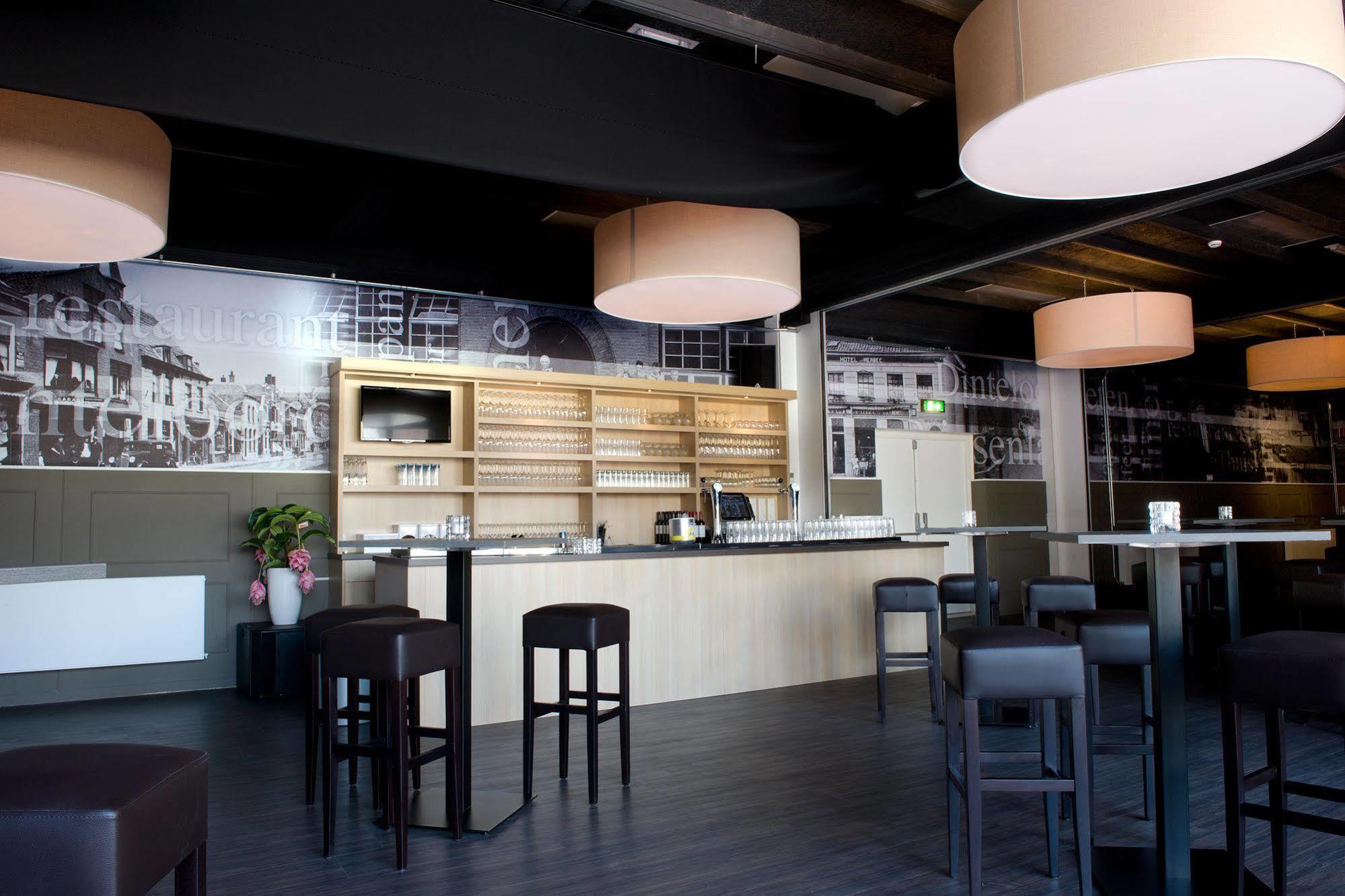Hotel-Restaurant Thuis! Dinteloord Kültér fotó
